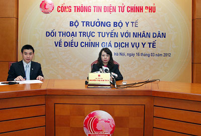 ລັດຖະມົນຕີກະຊວງສາທາລະນະສຸກ ແລະ ກະຊວງແຜນການ ແລະ ການລົງທຶນໂອ້ລົມສົນທະນາໂດຍກົງ